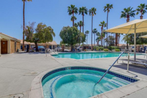 Palm Desert Rental with Community Pool Near Golf!